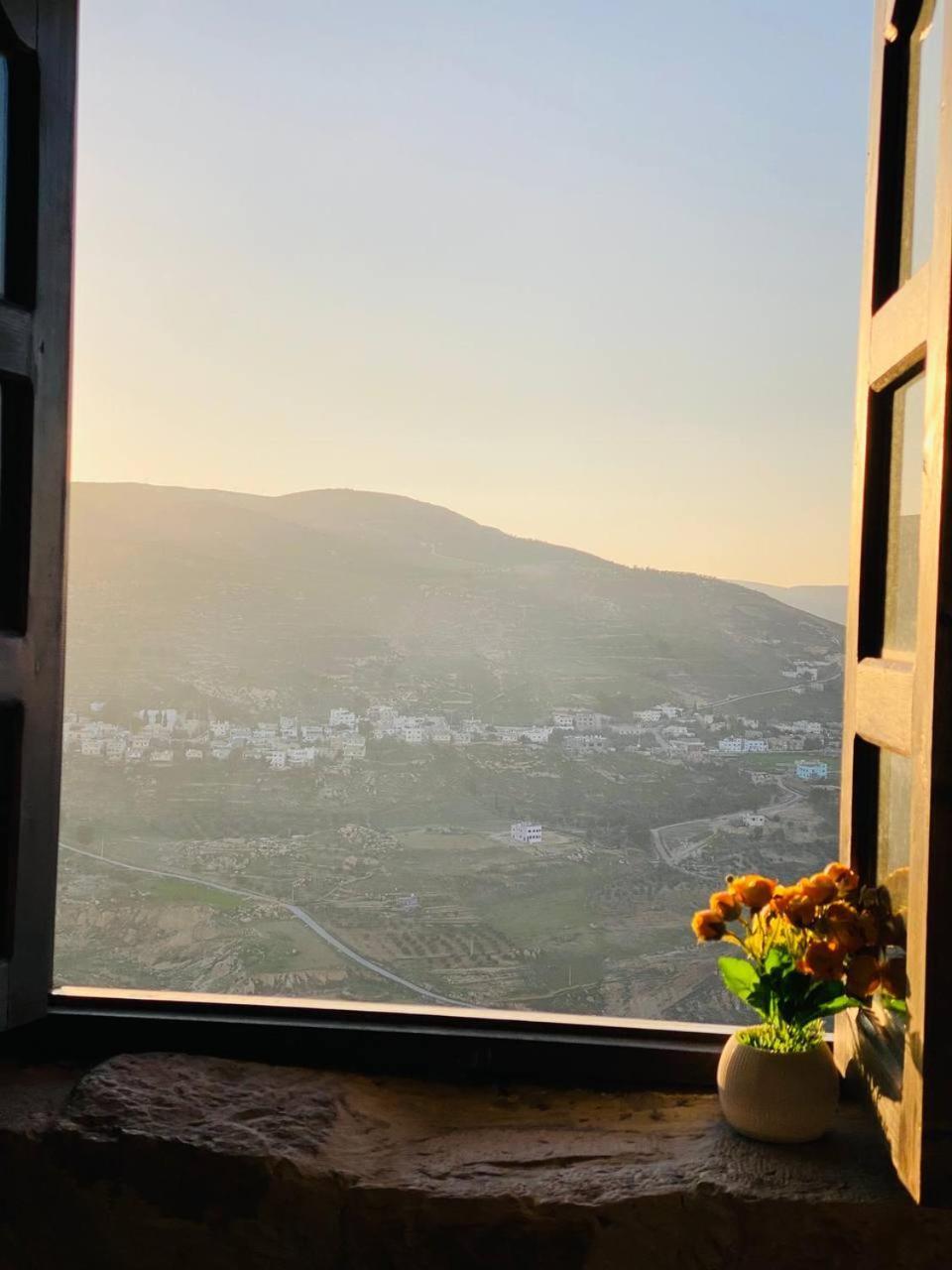 Mountain View House Διαμέρισμα Κεράκ Εξωτερικό φωτογραφία